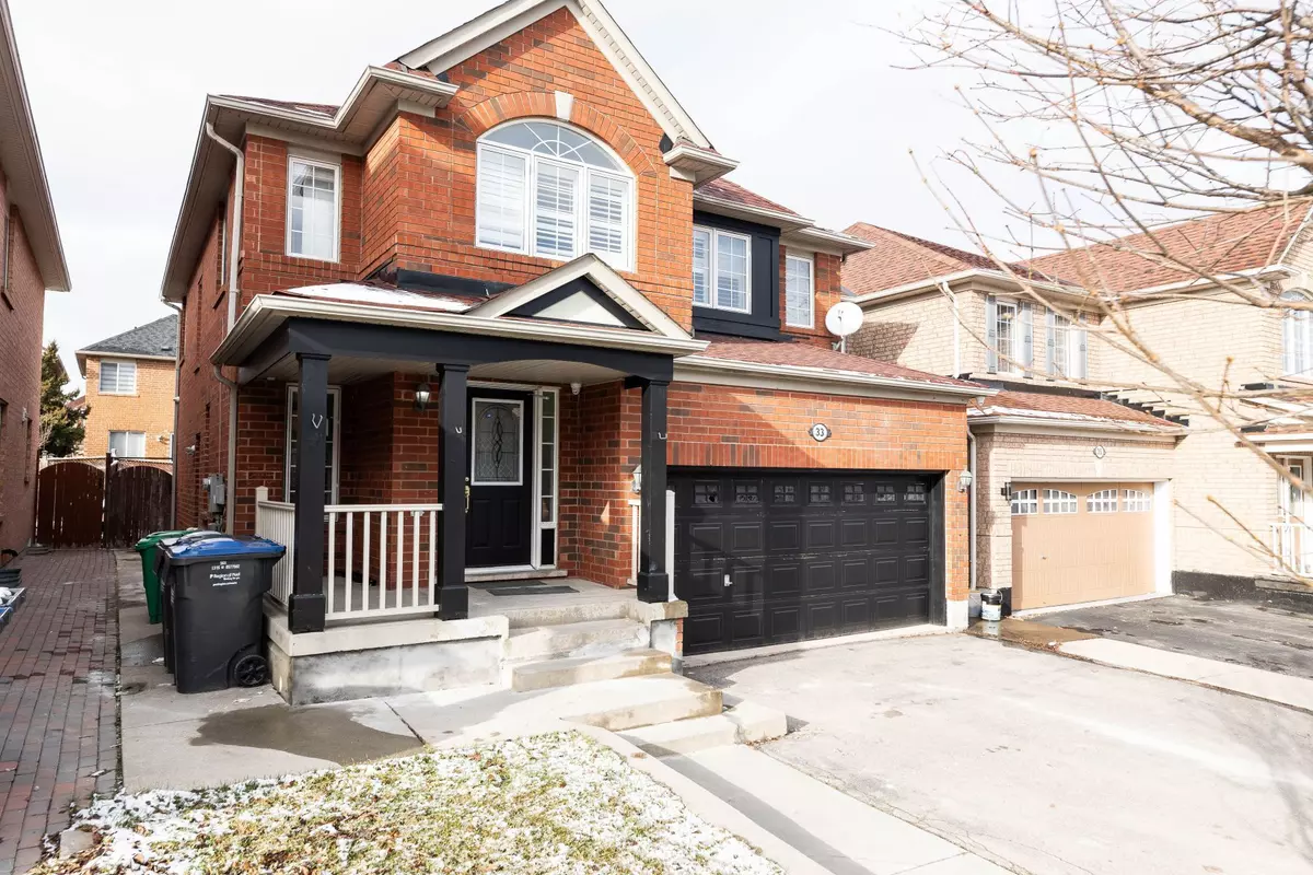 Brampton, ON L6S 6L5,33 Slipneedle ST N