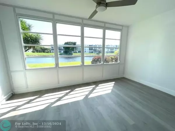 Deerfield Beach, FL 33442,1012 Harwood C  #1012