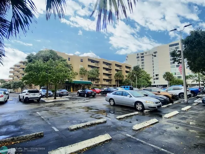 1421 S Ocean Blvd  #508, Pompano Beach, FL 33062