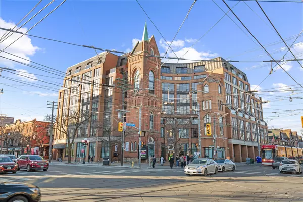 456 College ST #503,  Toronto,  ON M6G 4A3