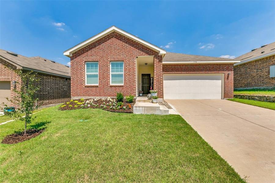 736 Devonshire Drive, Lavon, TX 75166