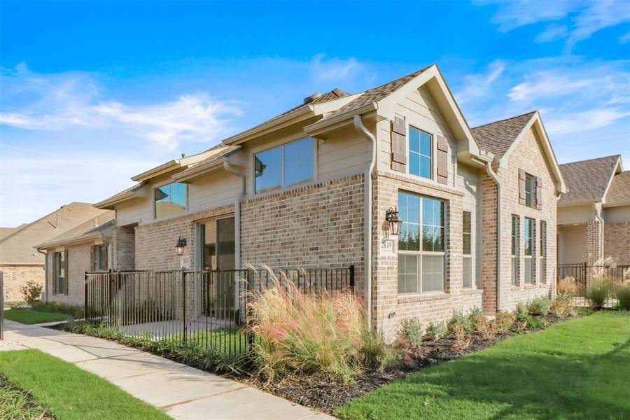 2619 St Helena Lane, Grand Prairie, TX 75054