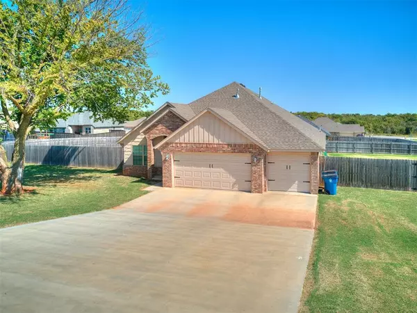 Newcastle, OK 73065,3696 King Arthur Court