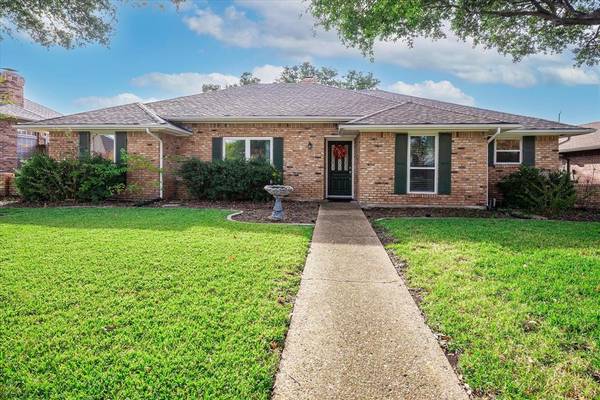 2308 Stone Glen Lane, Carrollton, TX 75007