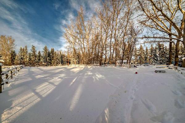 Rural Foothills County, AB T1S3L7,322043 8 ST East