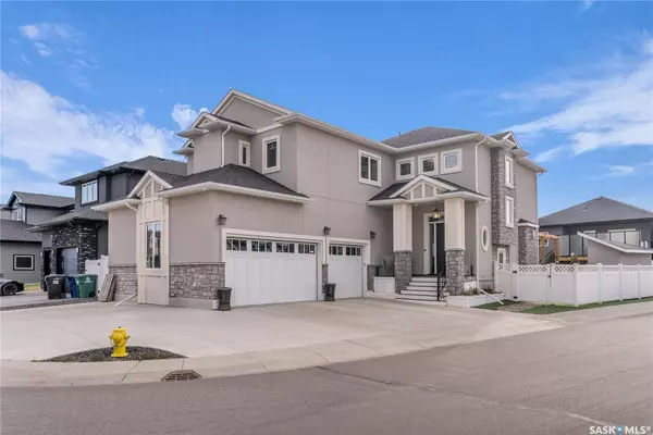 702 Bolstad TURN, Saskatoon, SK S7W 0Y2