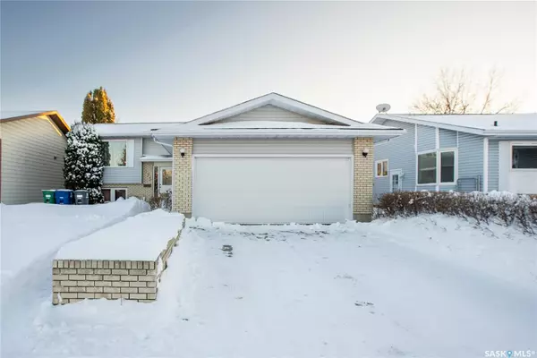 Saskatoon, SK S7M 5R4,175 Sherry CRESCENT