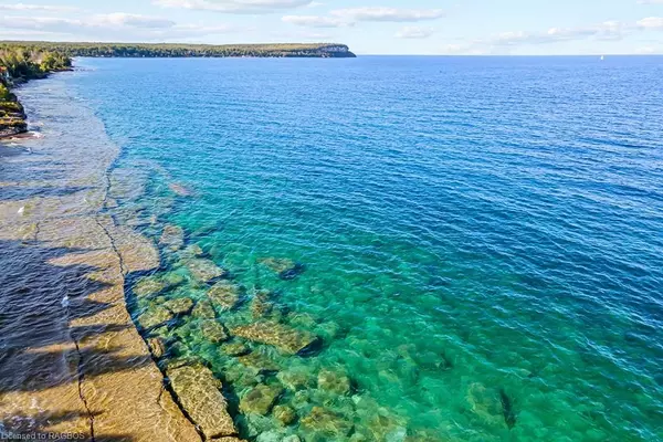 Northern Bruce Peninsula, ON N0H 1W0,181 ISTHMUS BAY RD