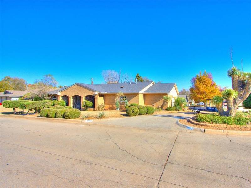 8500 Arlington Drive, Oklahoma City, OK 73132