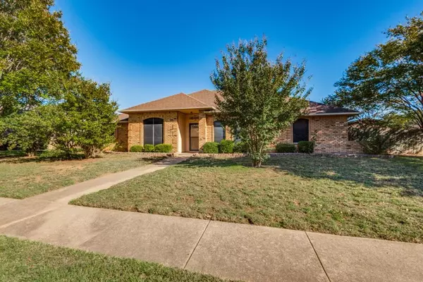 Red Oak, TX 75154,207 Brian Way