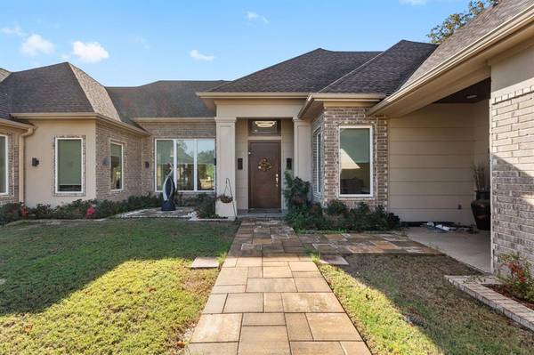 Tyler, TX 75703,2954 Crosslake Boulevard