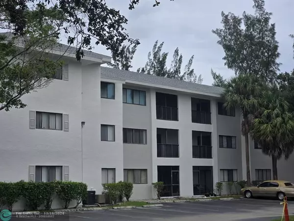 Fort Lauderdale, FL 33315,2445 SW 18th Ter  #218