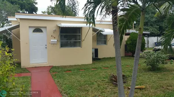 219 NE 4th St, Hallandale Beach, FL 33009