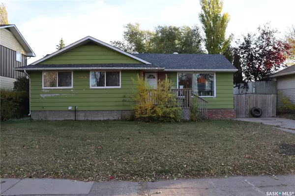 353 25th STREET W,  Prince Albert,  SK S6V 4P5