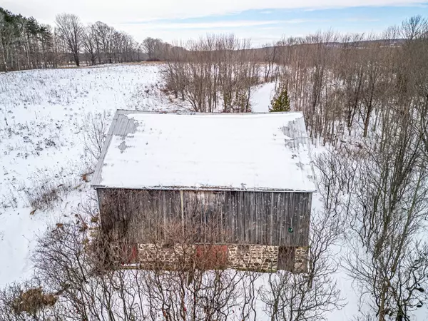 Meaford, ON N4L 1W5,158502 7TH Line