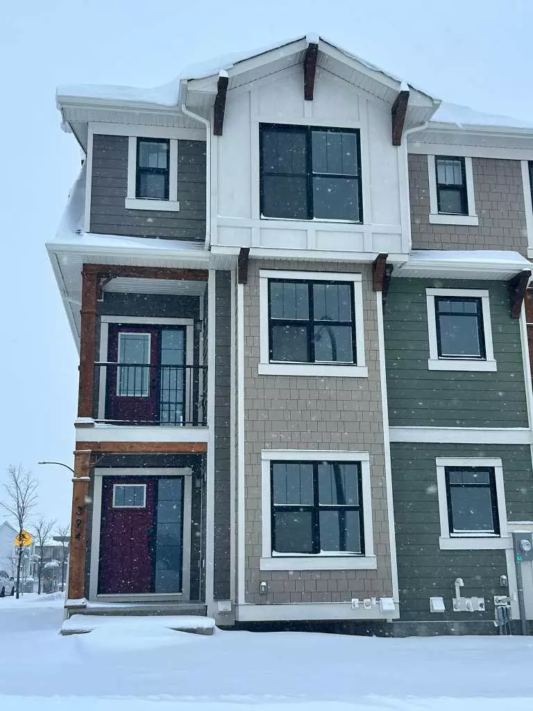 Calgary, AB T2Y 0S1,394 Alpine AVE Southwest