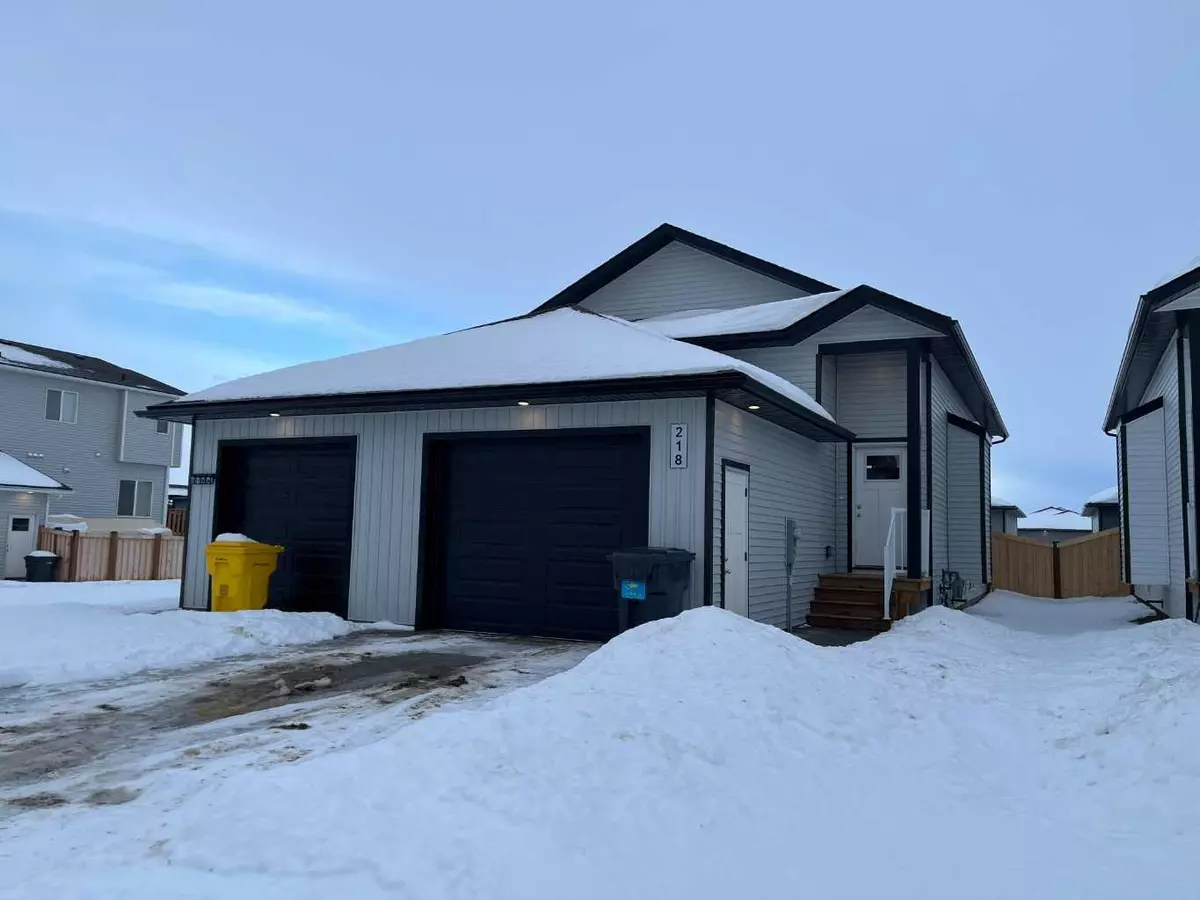 Grande Prairie, AB T8W 0M4,11850 84 AVE #218