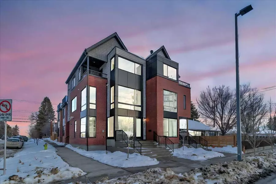 2522 17 AVE Southwest, Calgary, AB T3E 0A1