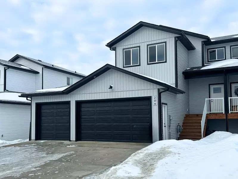 11850 84 AVE #206, Grande Prairie, AB T8W 0M4