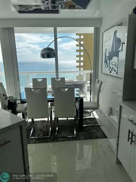 16425 Collins Ave  #818, Sunny Isles Beach, FL 33160