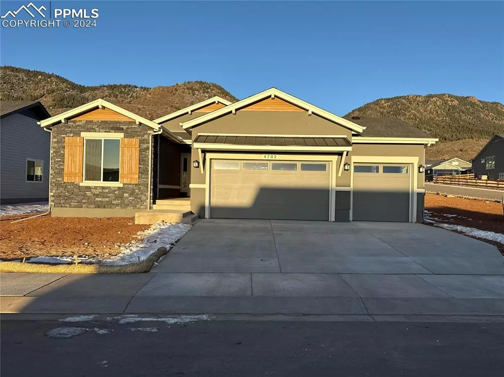 Monument, CO 80921,4702 Foothills Flash CT