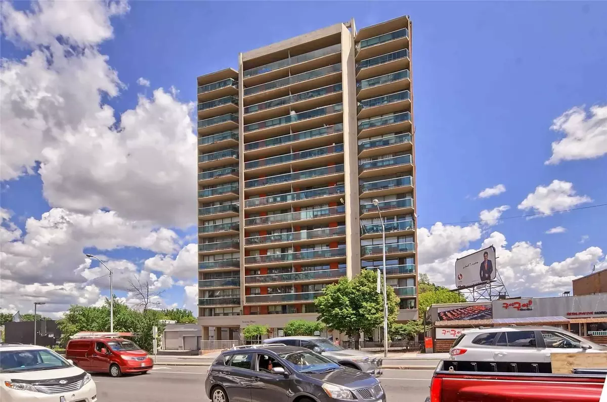 Toronto C14, ON M2M 2V8,5949 YONGE ST #1202