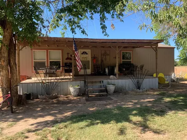 Telephone, TX 75488,421 Private Road 209