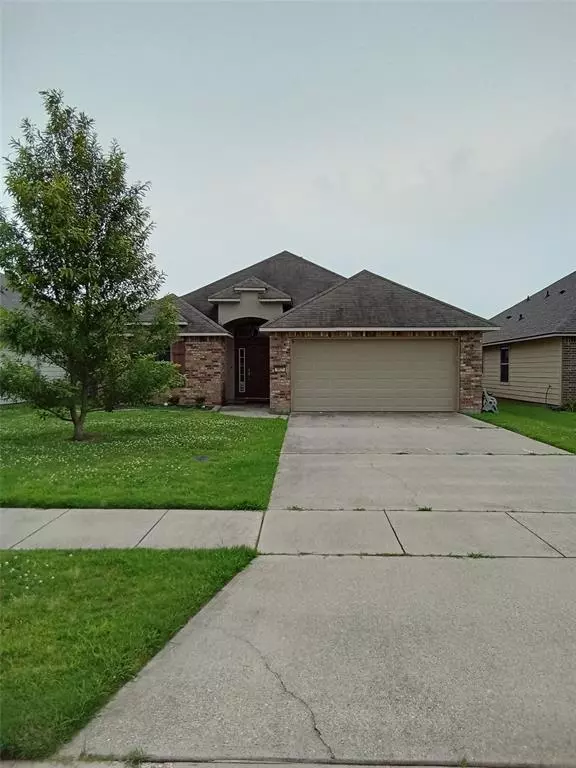 3921 White Lake Drive, Bossier City, LA 71111