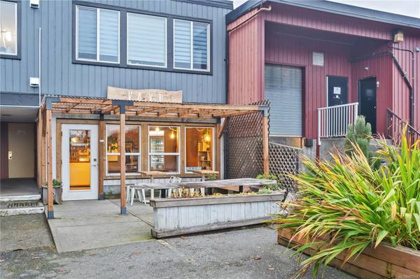 250 Main St #10, Ucluelet, BC V0R 3A0