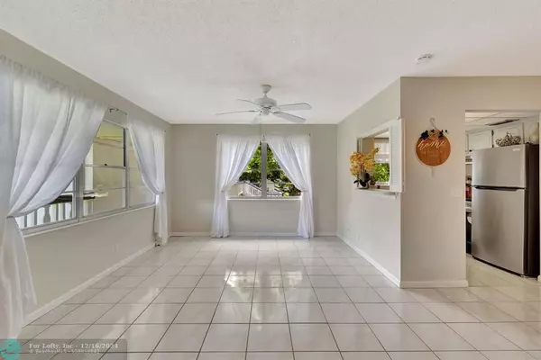 Deerfield Beach, FL 33442,233 Prescott L  #233