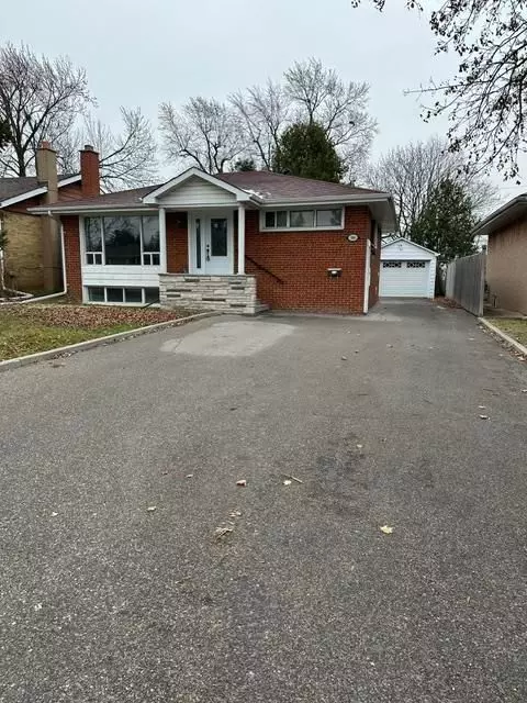 Richmond Hill, ON L4C 1G5,388 Allen CT