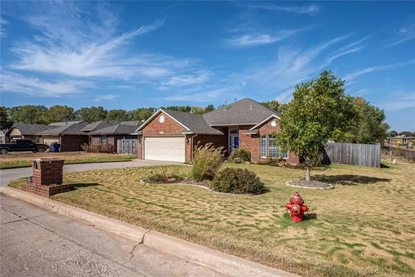 Choctaw, OK 73020,14925 Chisholm Trail