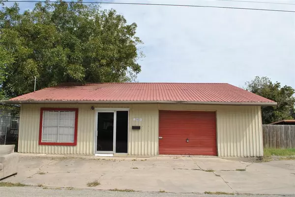 106 A Lane, Comanche, TX 76442