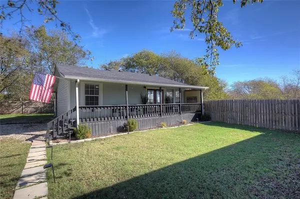 7353 Shoreline Drive, Lone Oak, TX 75453