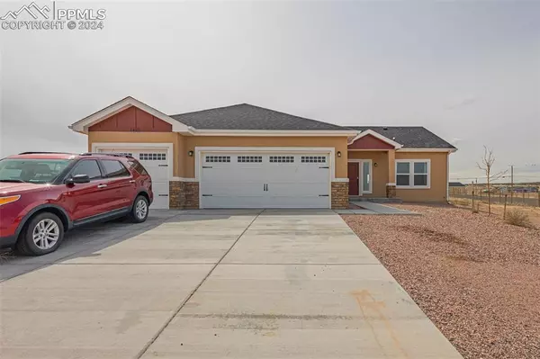 1425 N Dailey DR, Pueblo West, CO 81007