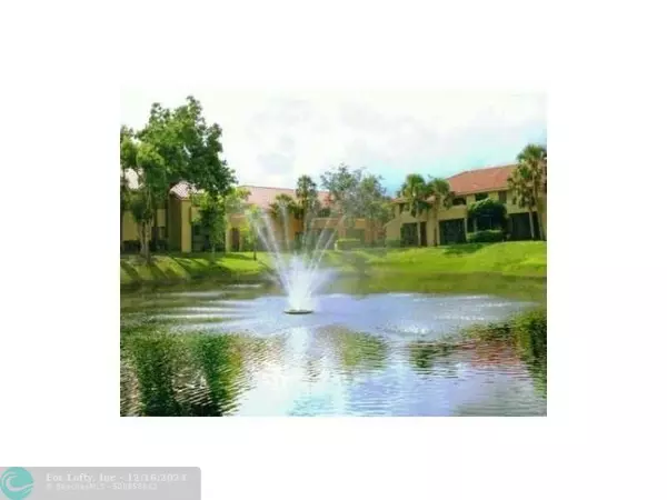 Coral Springs, FL 33065,3277 Coral Lake Drive  #3277