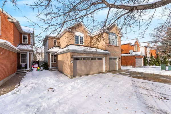 Carlington - Central Park, ON K2C 4C8,17 COLERIDGE ST