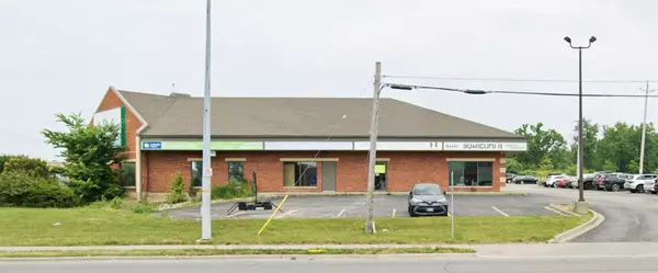 Fort Erie, ON L2A 6E2,660 Garrison RD #12 - 13