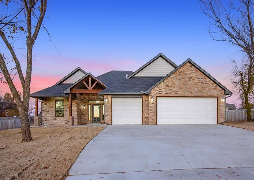 1452 Deer Ridge, Tuttle, OK 73089