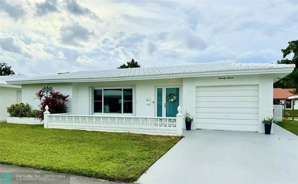 7011 NW 73rd Ave, Tamarac, FL 33321