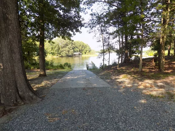 Reedville, VA 22539,000 Trumps CT