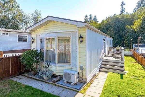 1086 Bourban Rd, Mill Bay, BC V8H 1A6