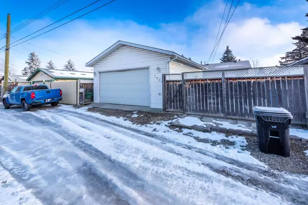 Calgary, AB T2A 3L3,1435 42 ST NE