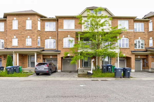 7 Freeland HOLW, Brampton, ON L6Y 0R6