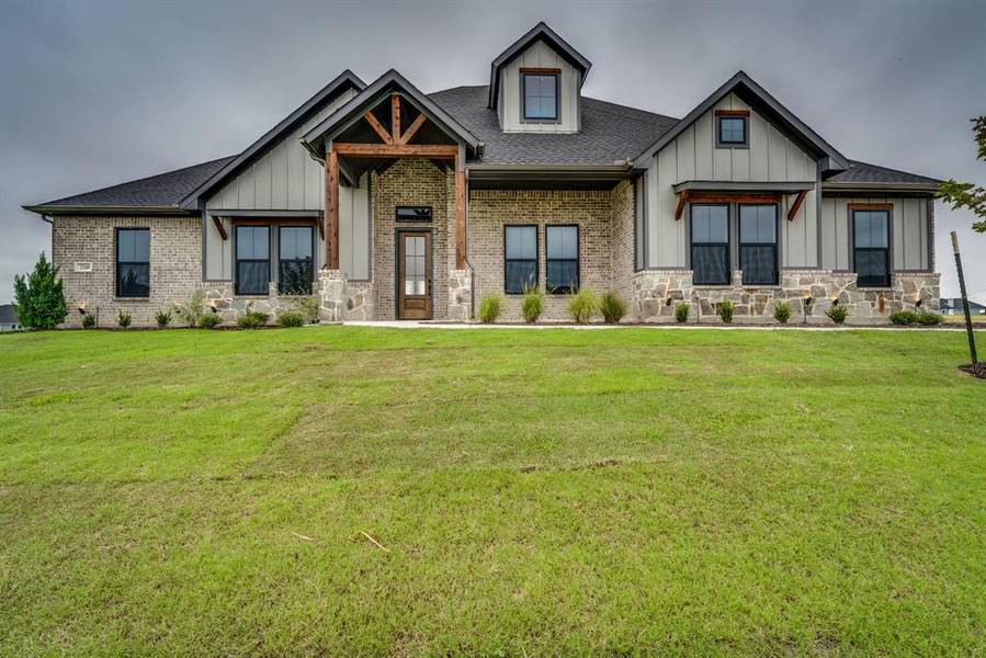 2240 La Escalero Ranch Road, Waxahachie, TX 75165