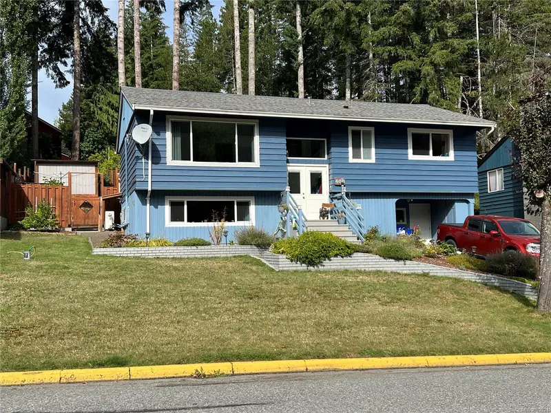 400 Nootka Dr, Gold River, BC V0P 1G0