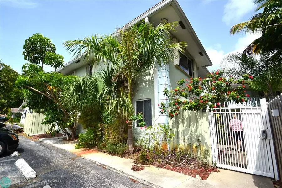 1423 Holly Heights Dr  ##2, Fort Lauderdale, FL 33304