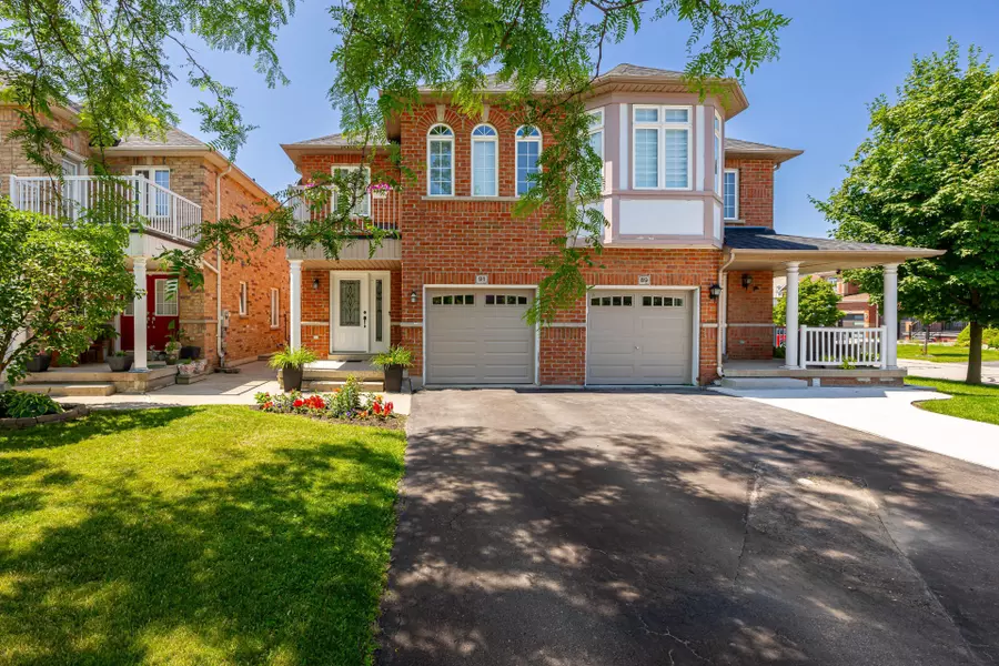 91 Adventure CRES, Vaughan, ON L6A 2Z8