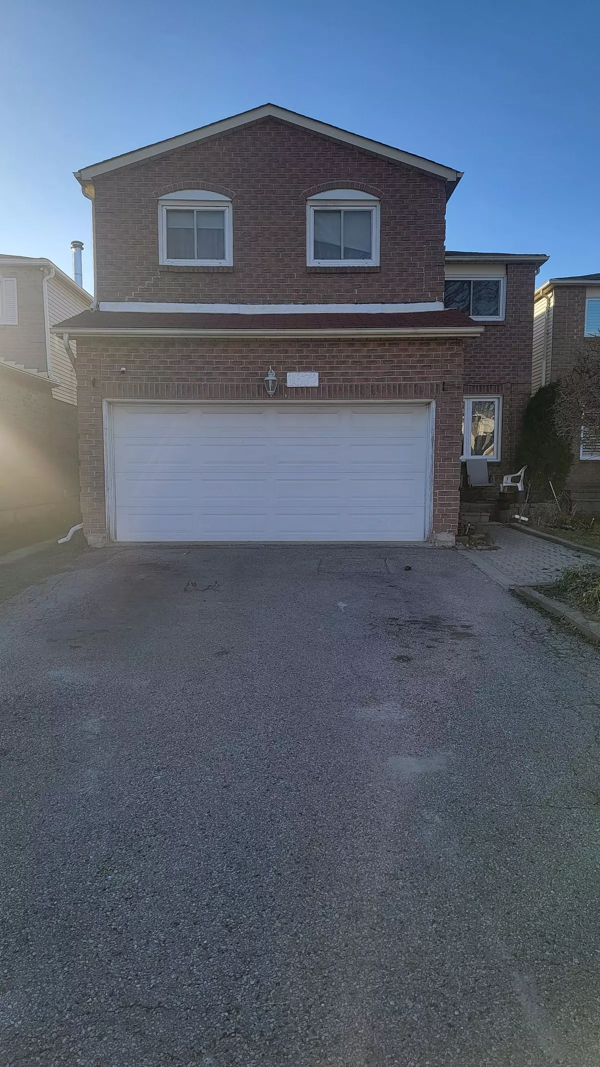 Pickering, ON L1X 1X5,1672 Beaton WAY