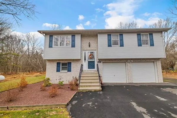 579 Adie Drive, Chestnuthill Twp, PA 18330